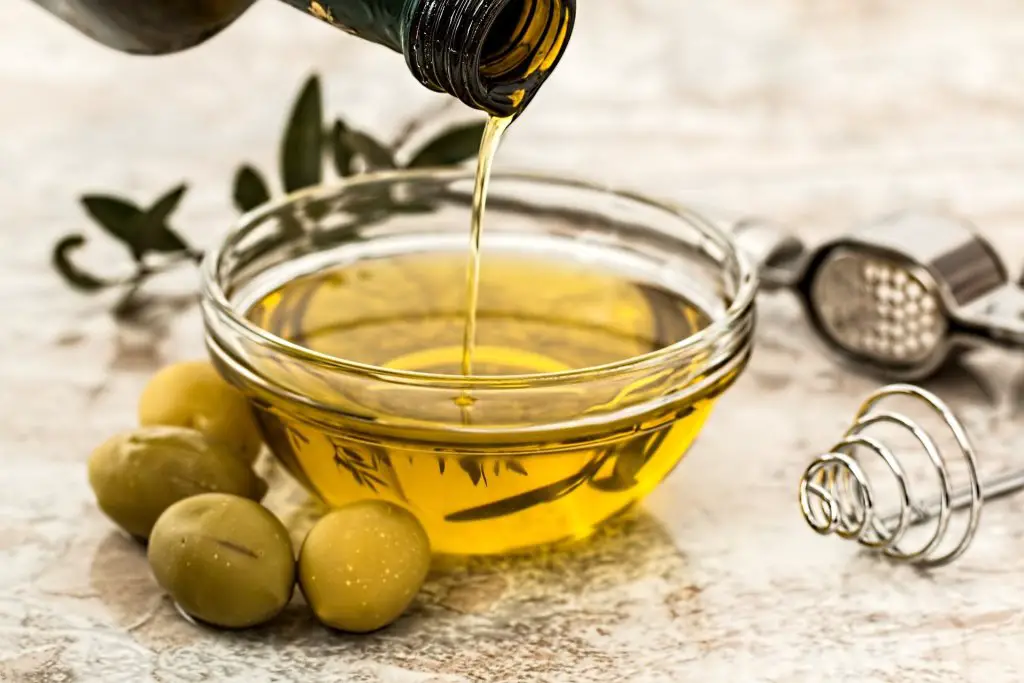 \"olive-oil-\"